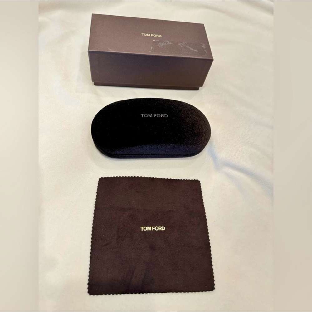 TOM FORD | Clamshell Sunglass Case